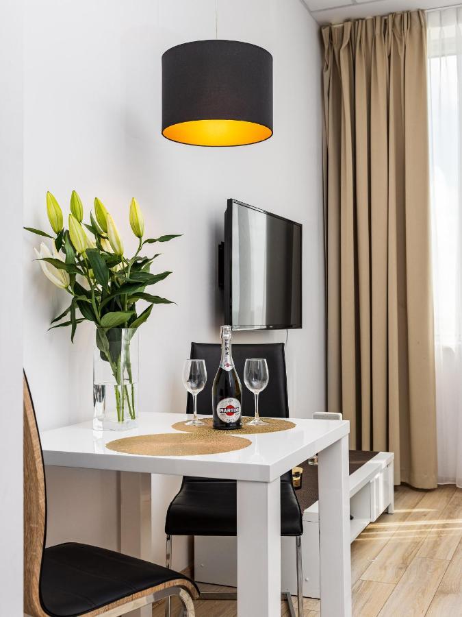 Varsovla Apartments Kültér fotó